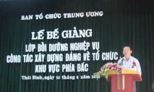 Bế giảng lớp bồi dưỡng nghiệp vụ công tác xây dựng đảng về tổ chức khu vực phía Bắc